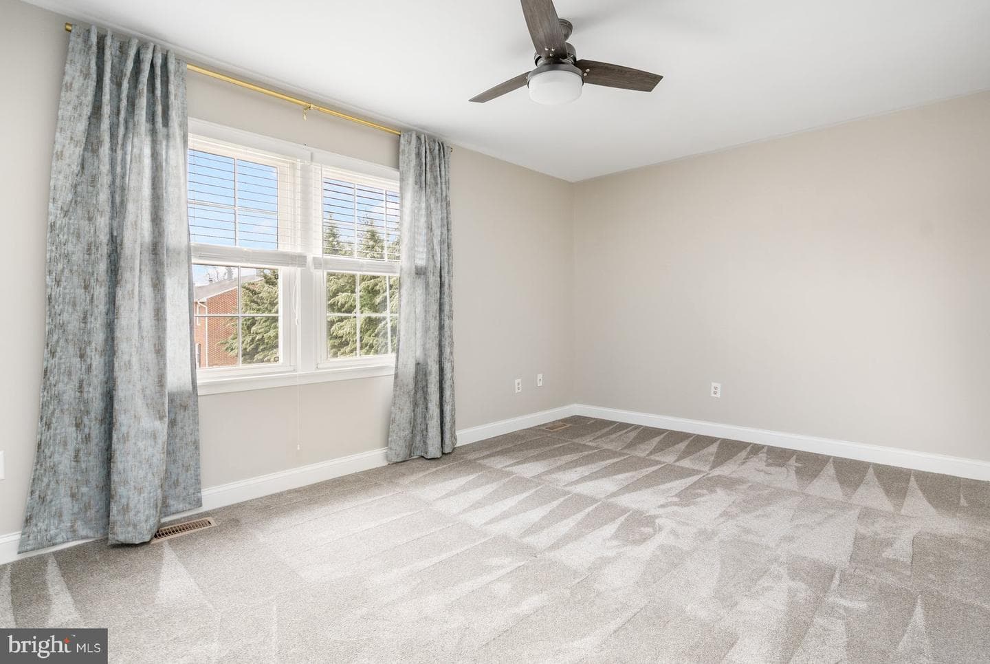 322 Harlan Square #a-2 photo 22