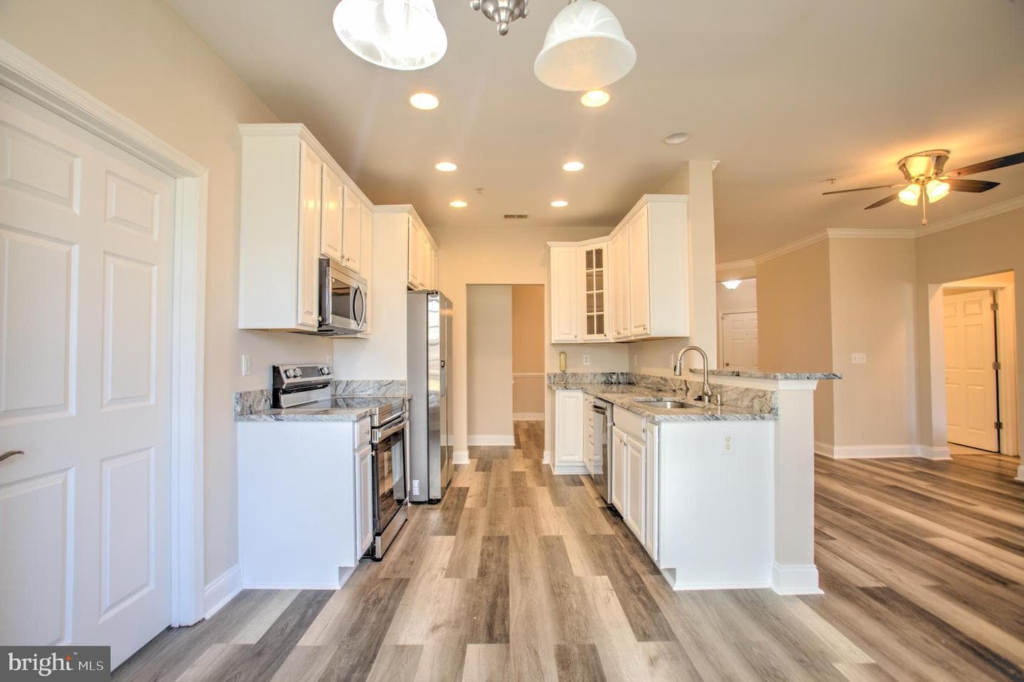 1818 Selvin Drive #101 photo 11