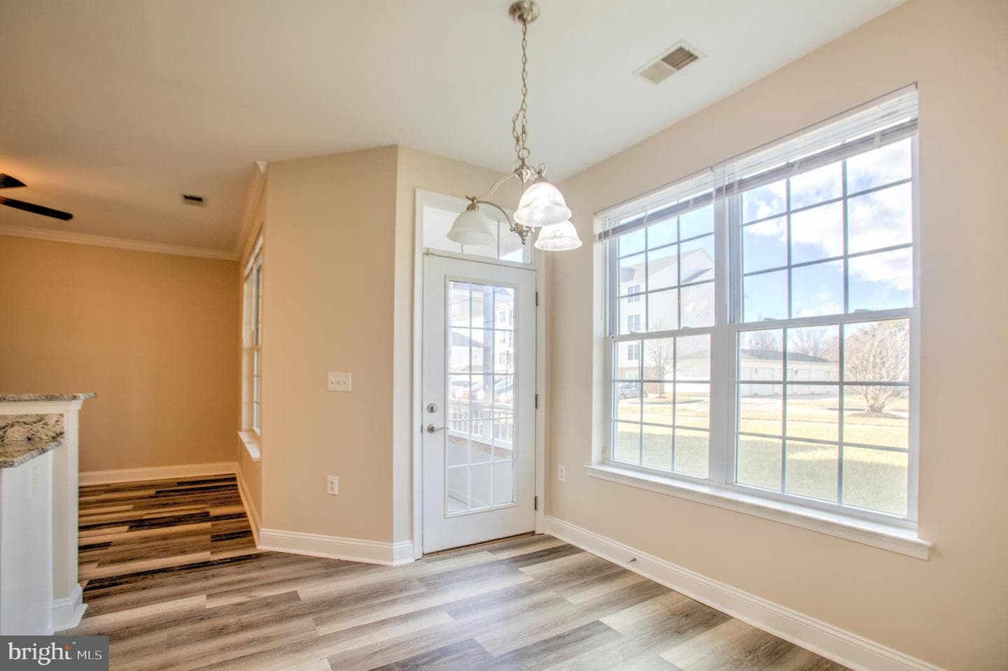 1818 Selvin Drive #101 photo 14