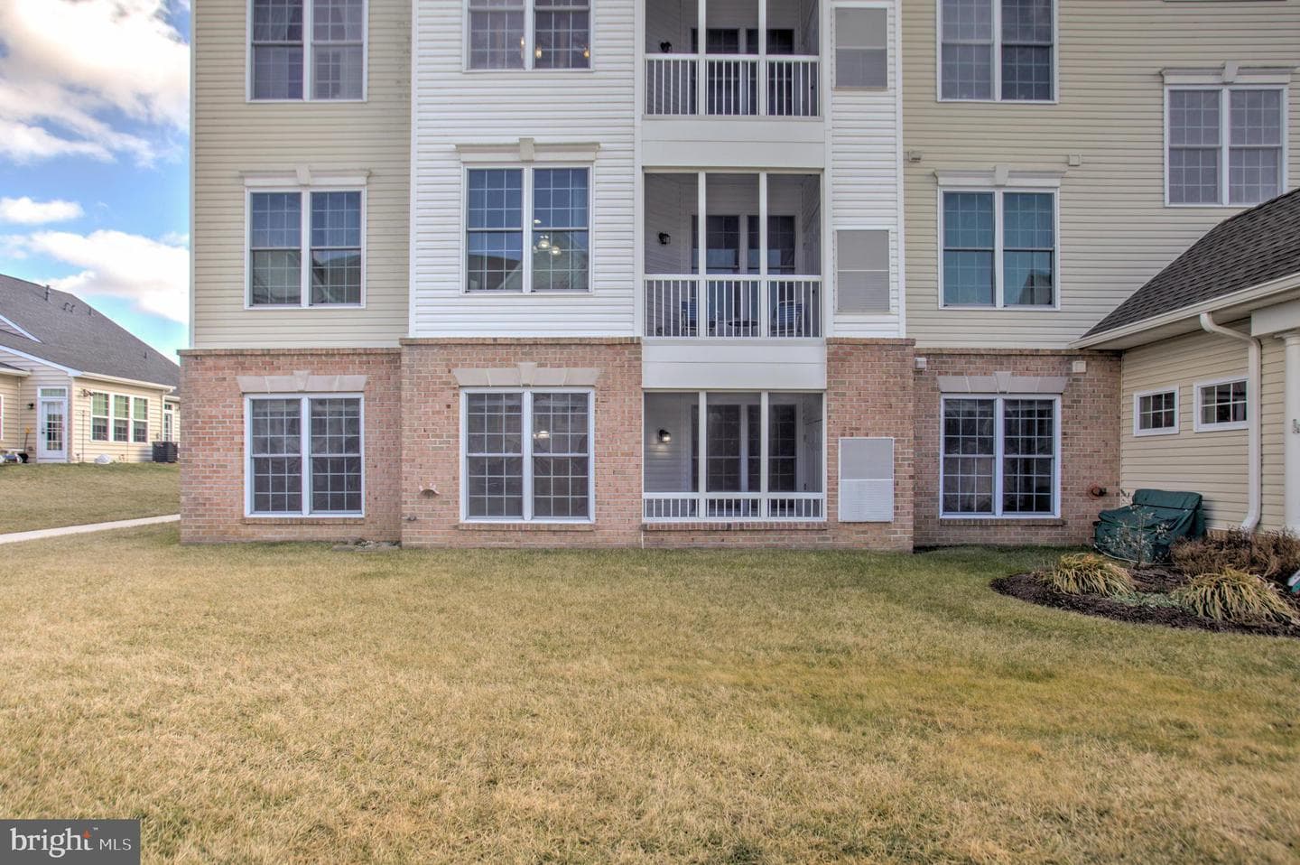 1818 Selvin Drive #101 photo 2