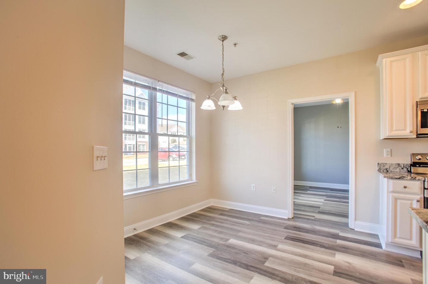 1818 Selvin Drive #101 photo 9