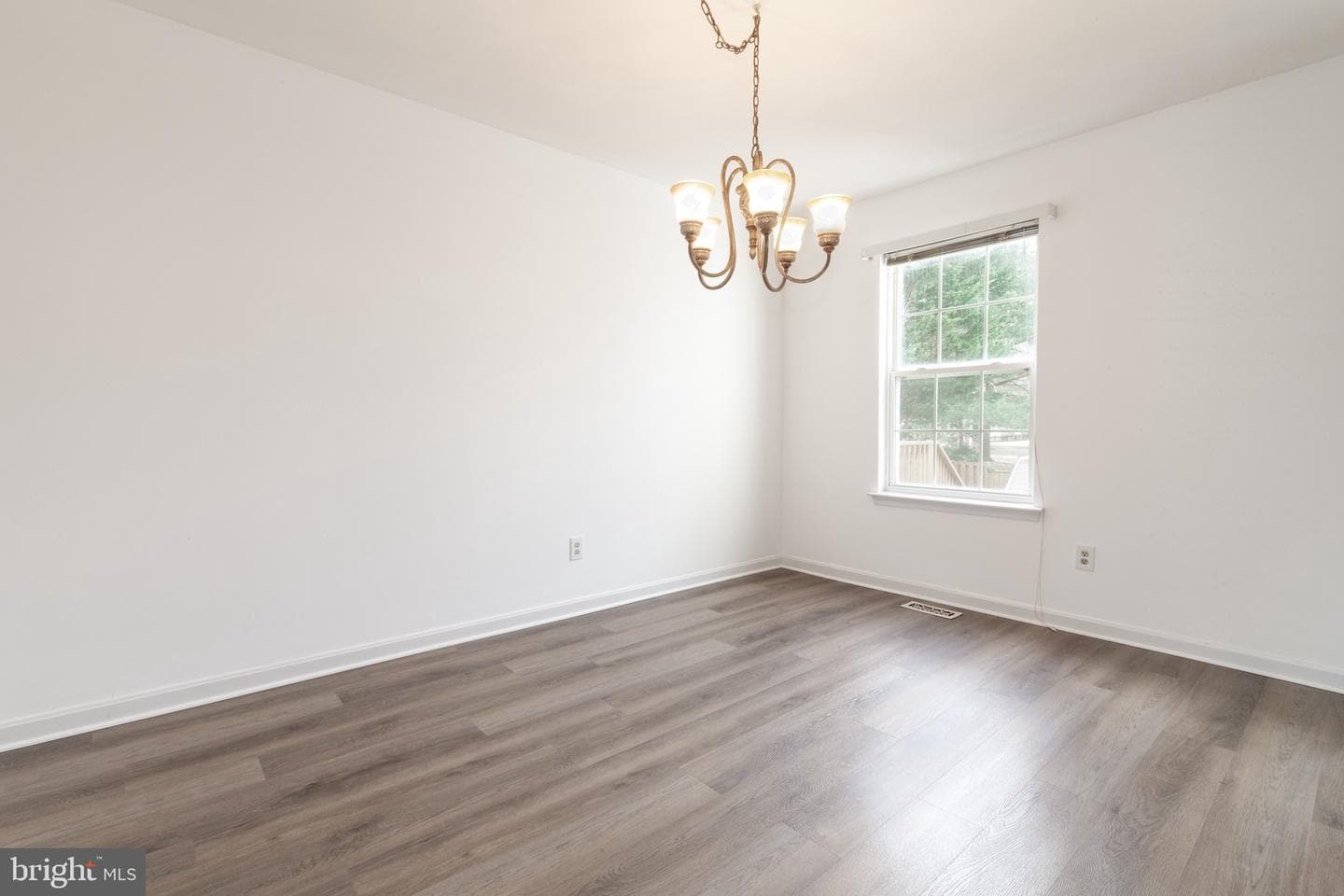 2212 Cantley Drive photo 8