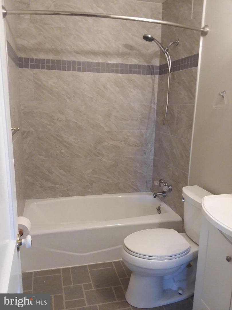 140 Bay Boulevard photo 10