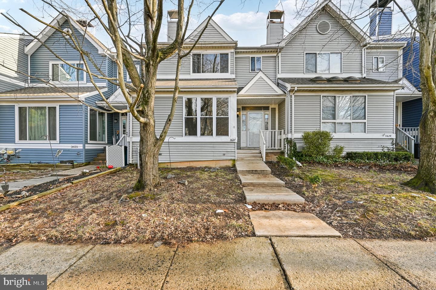 3627 Longridge Court photo 2