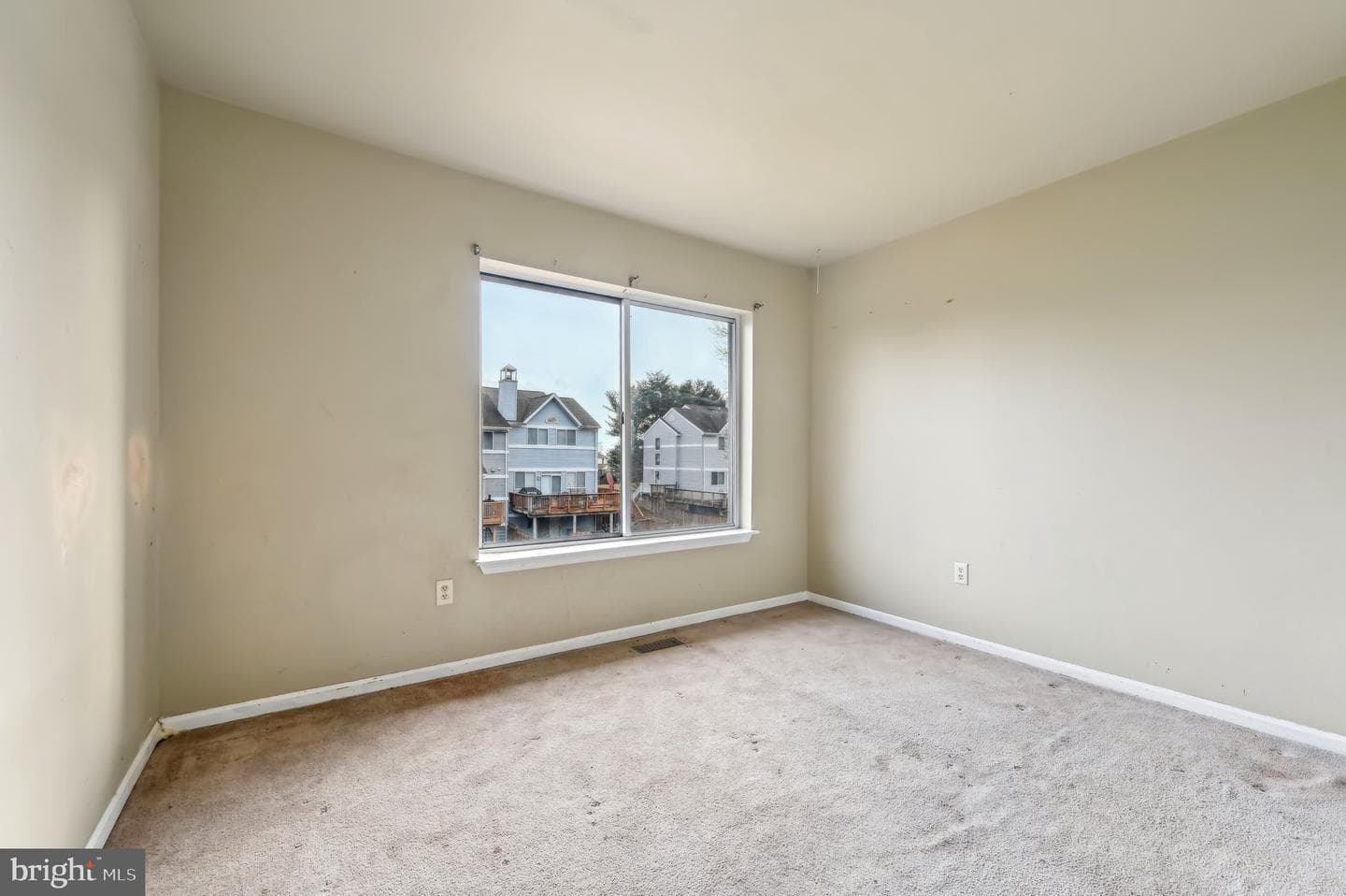3627 Longridge Court photo 29