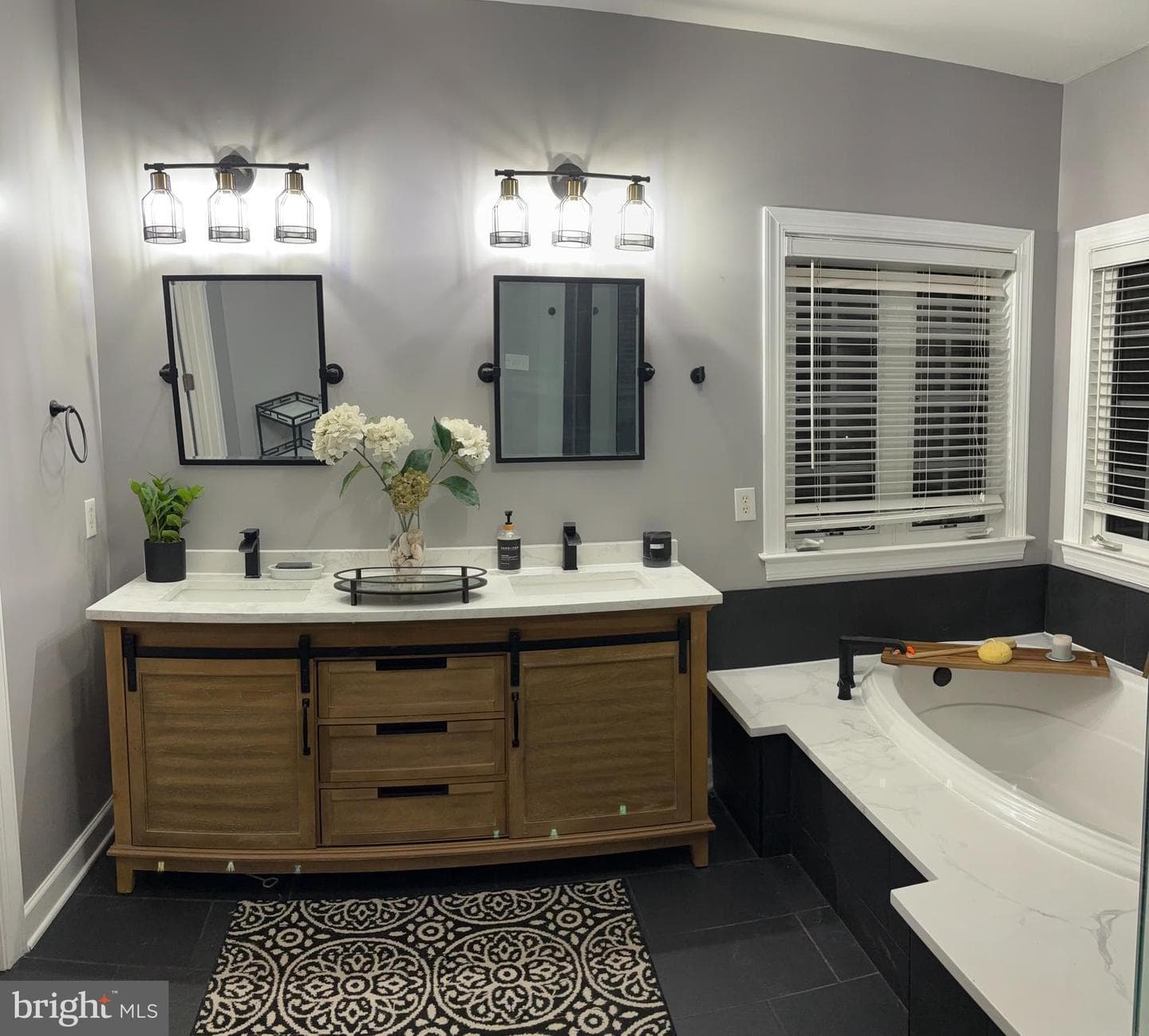 110 Bower Lane photo 20