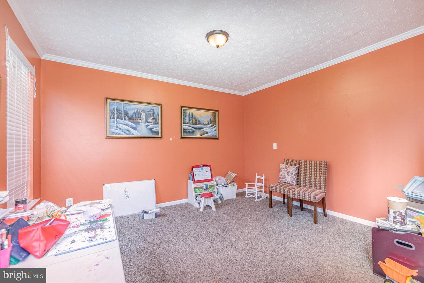 145 W Heather Road photo 10