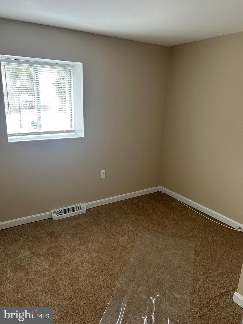 235 Melrose Court photo 6