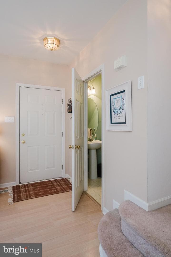 2159 Sewanee Drive photo 2