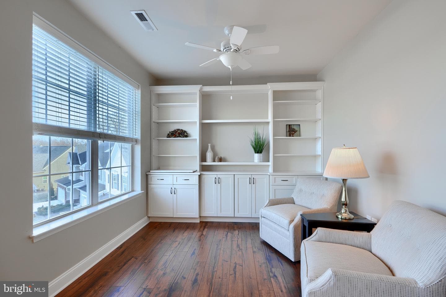 1813 Selvin Drive #301 photo 18