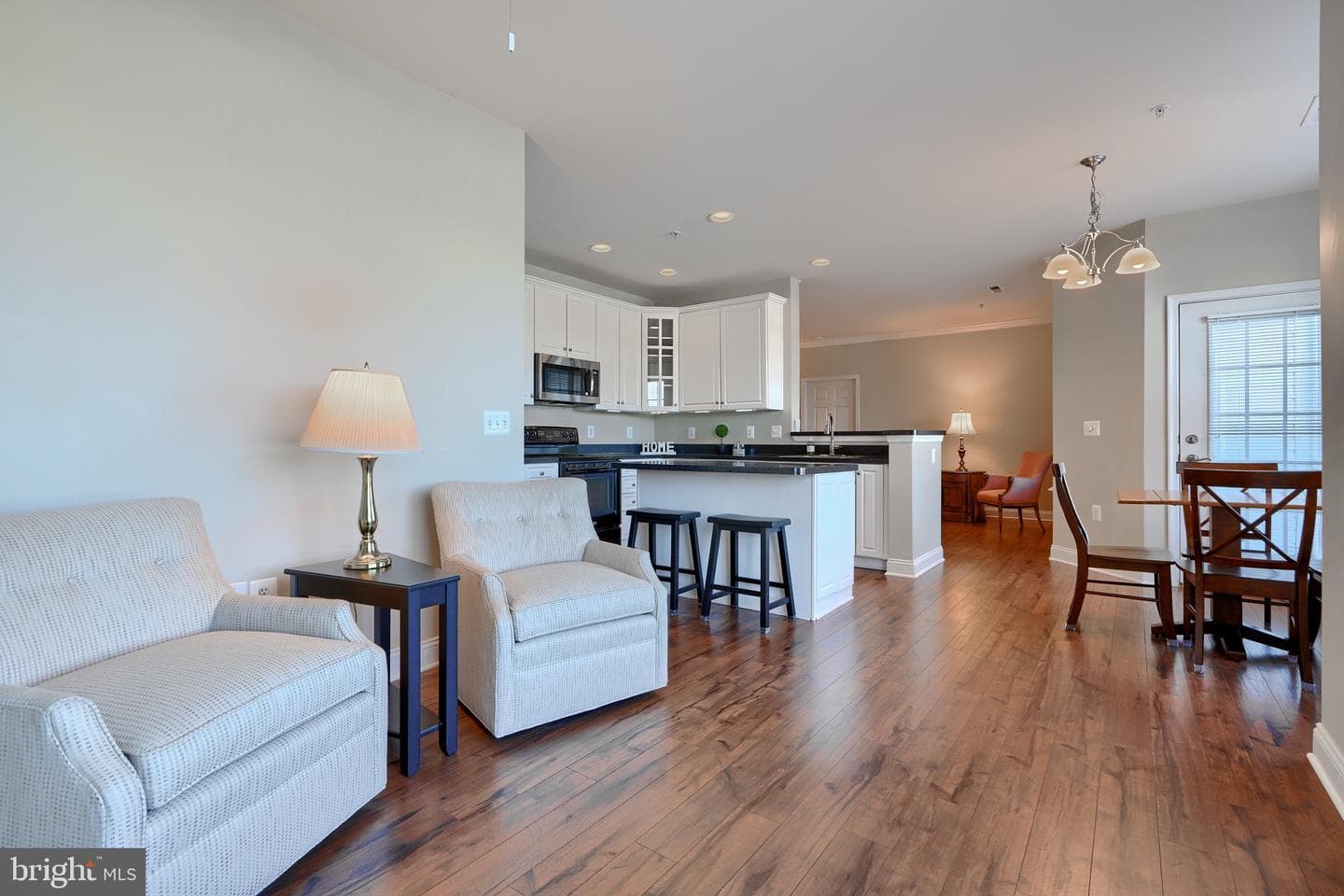 1813 Selvin Drive #301 photo 19