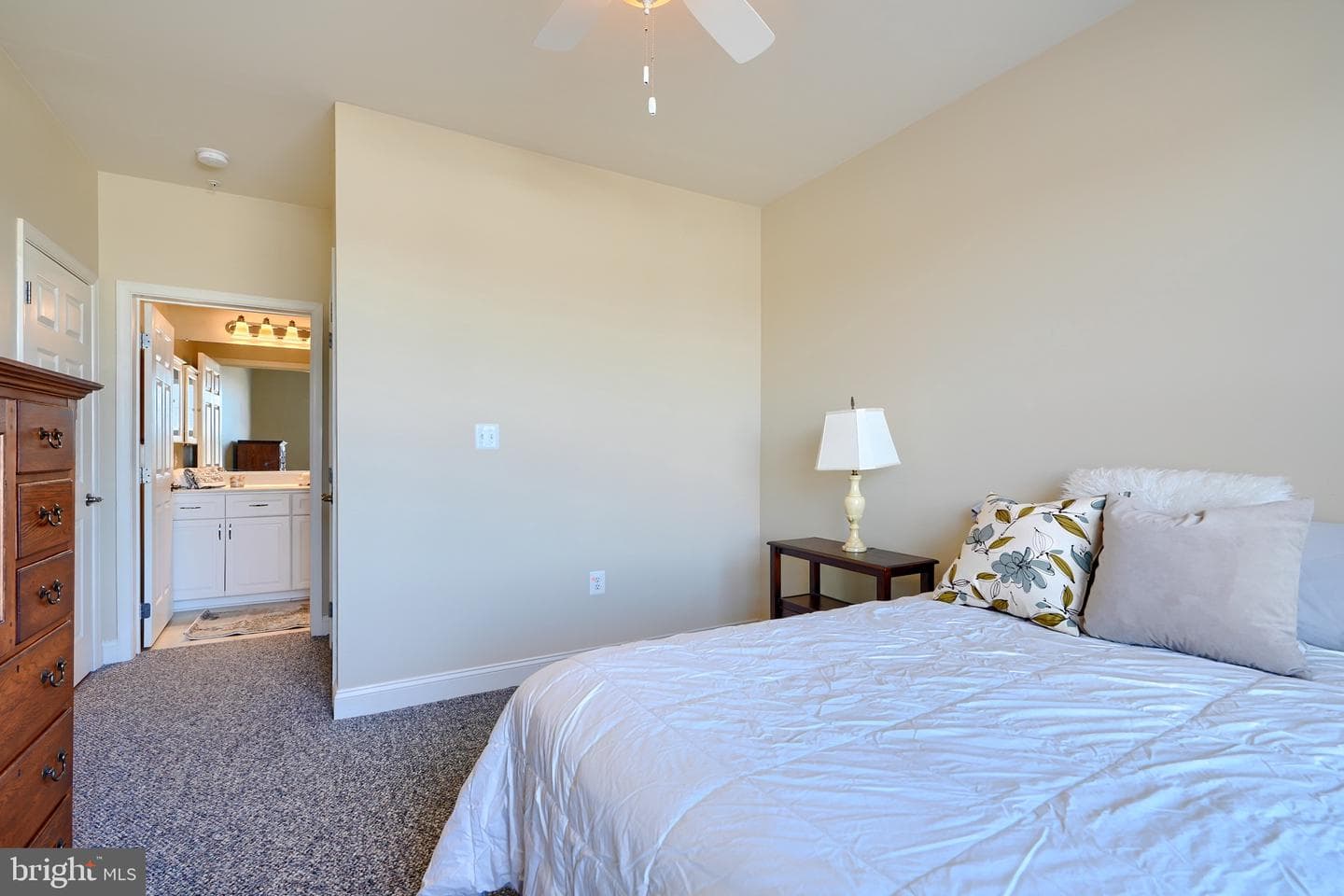 1813 Selvin Drive #301 photo 21