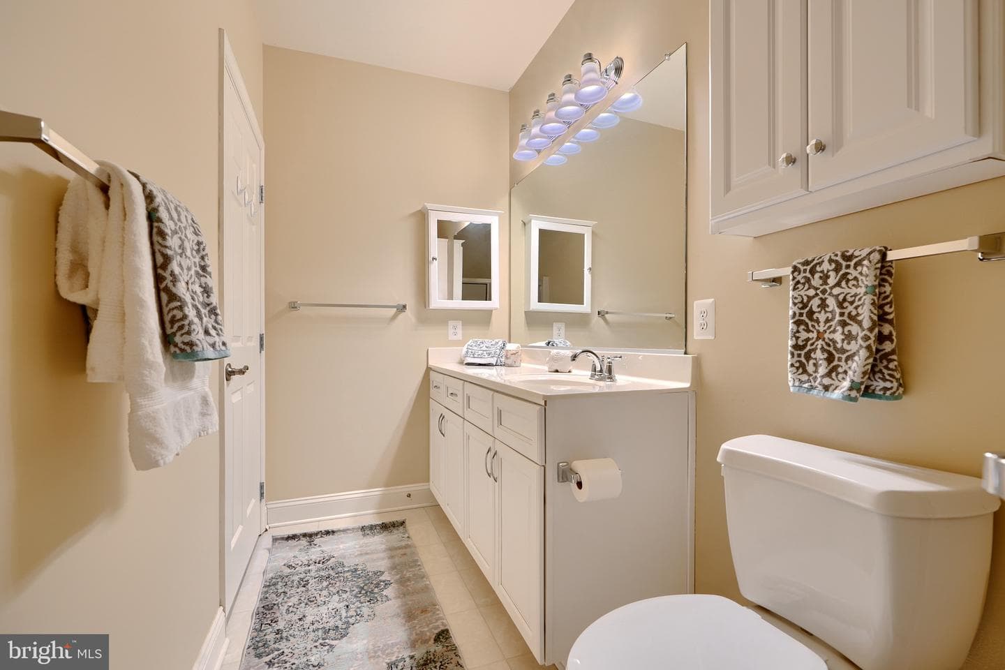 1813 Selvin Drive #301 photo 23