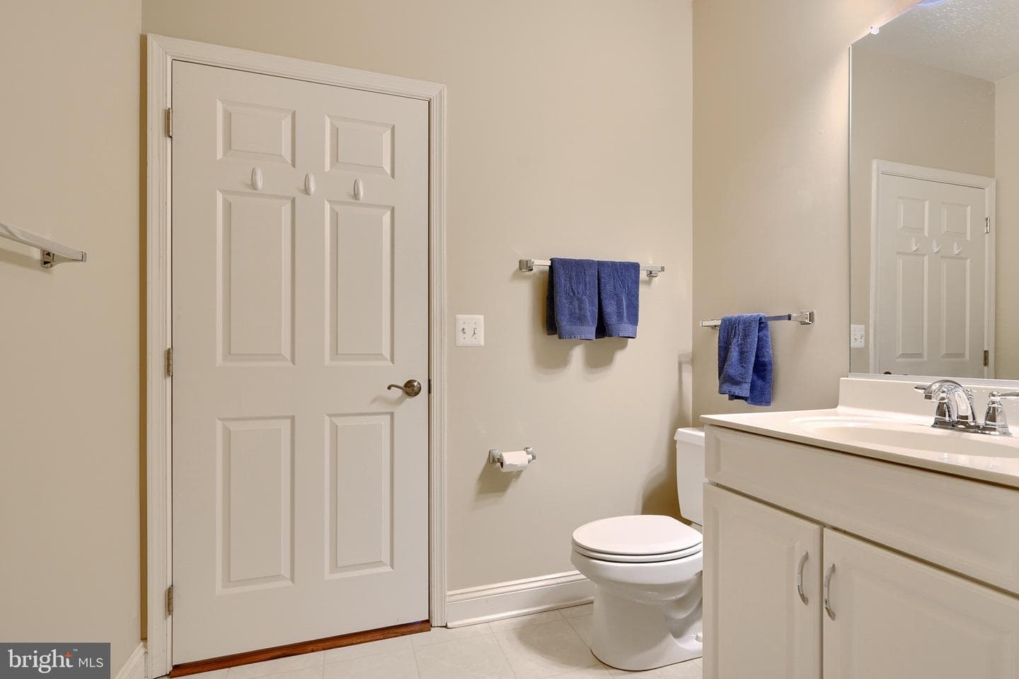 1813 Selvin Drive #301 photo 28