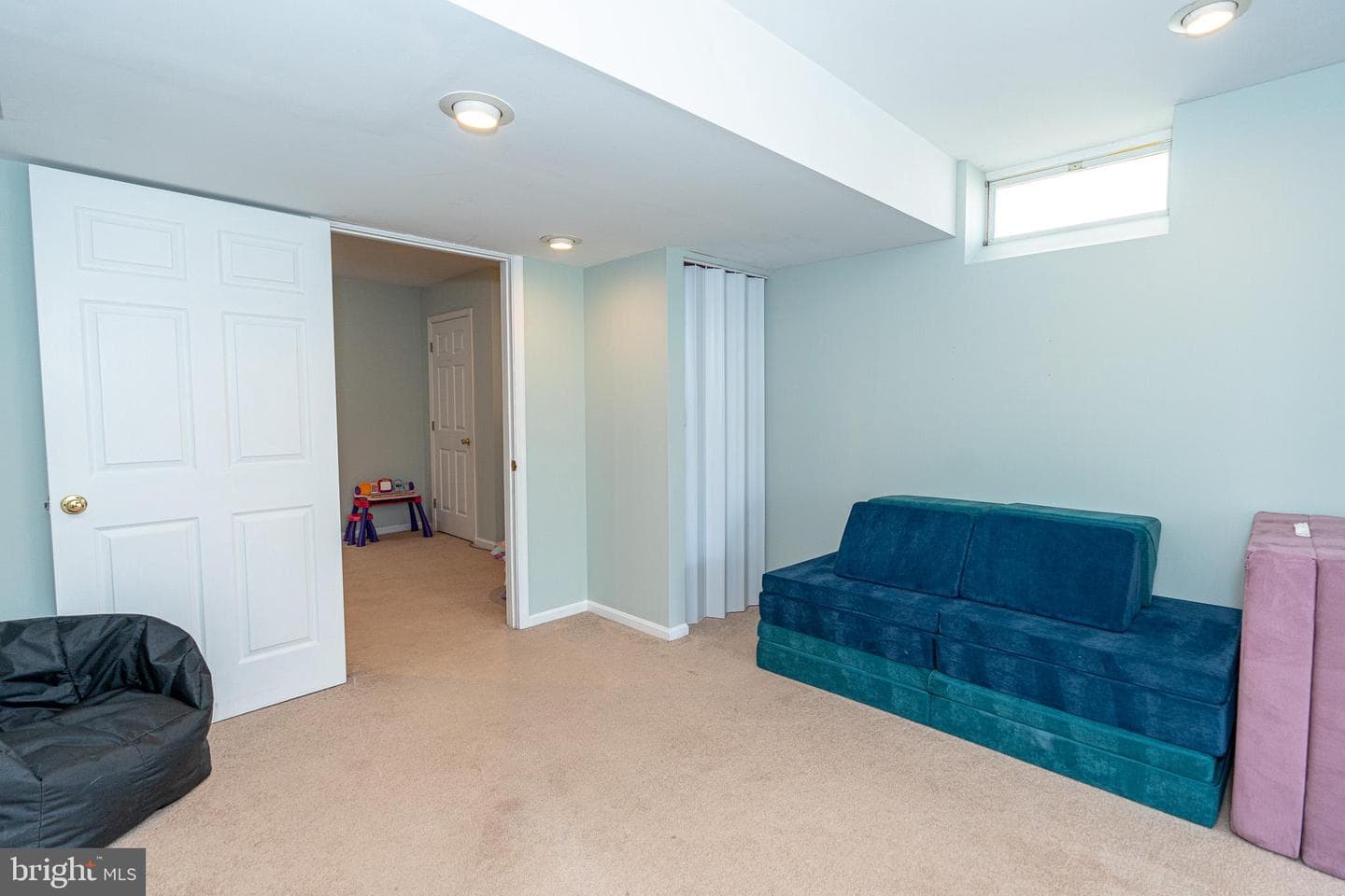 811 Litchfield Circle photo 20