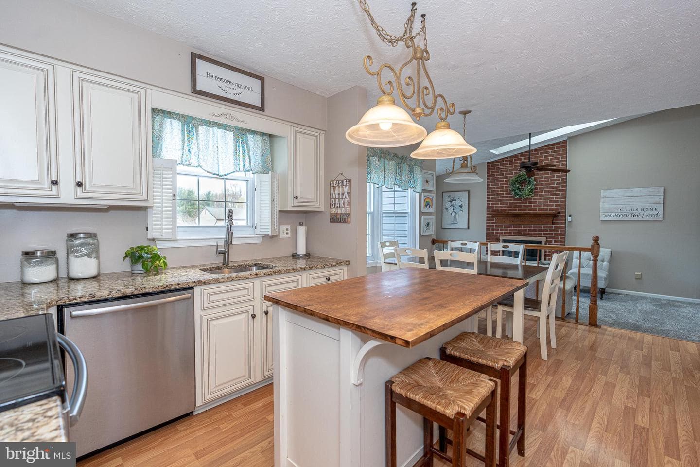 811 Litchfield Circle photo 6