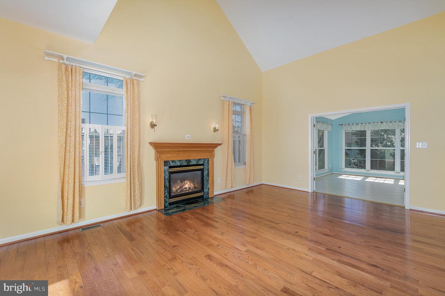 704 Greenglade Court photo 17