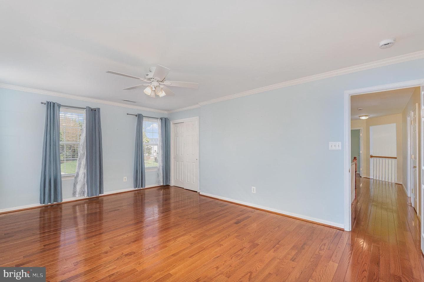 704 Greenglade Court photo 24
