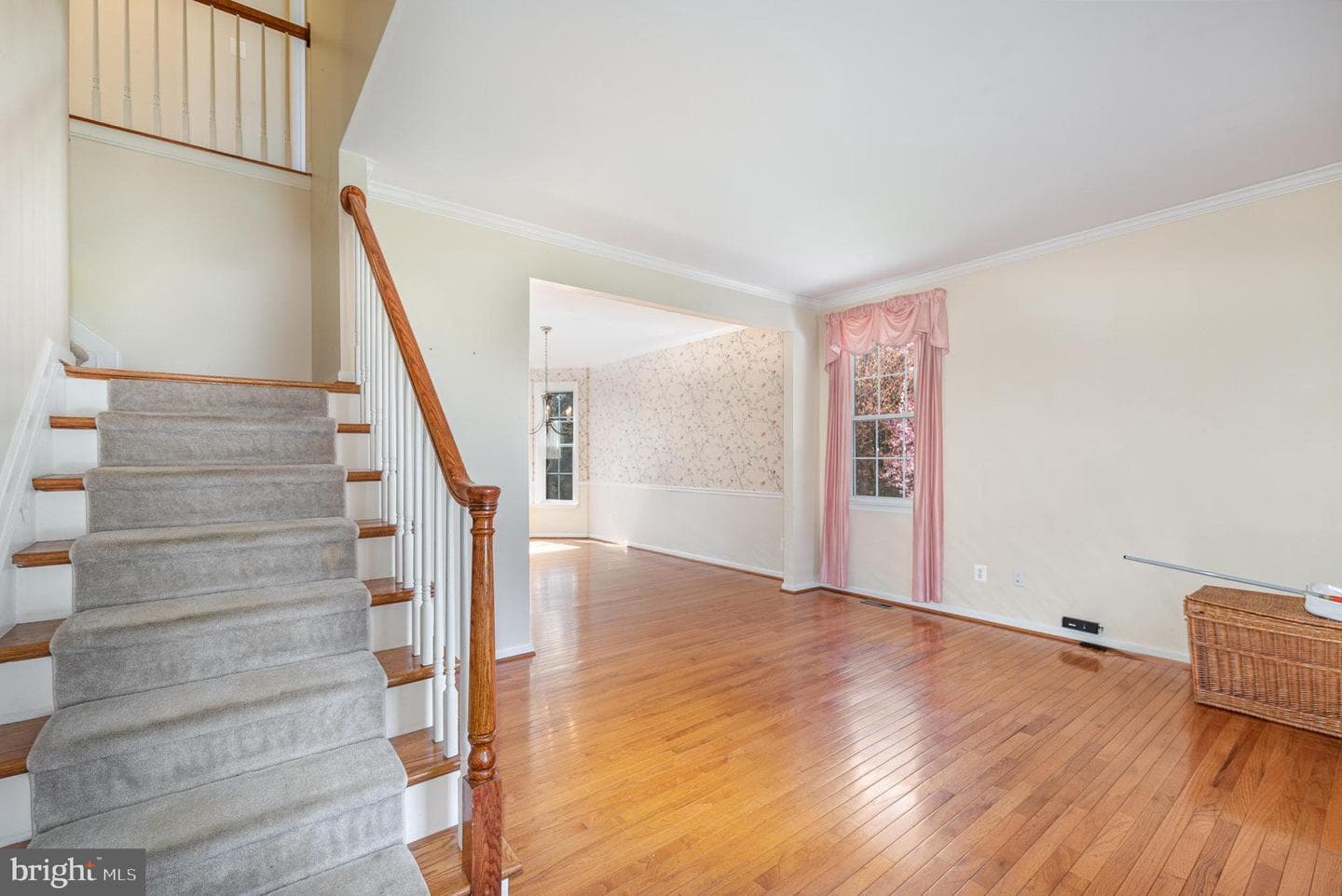 704 Greenglade Court photo 8