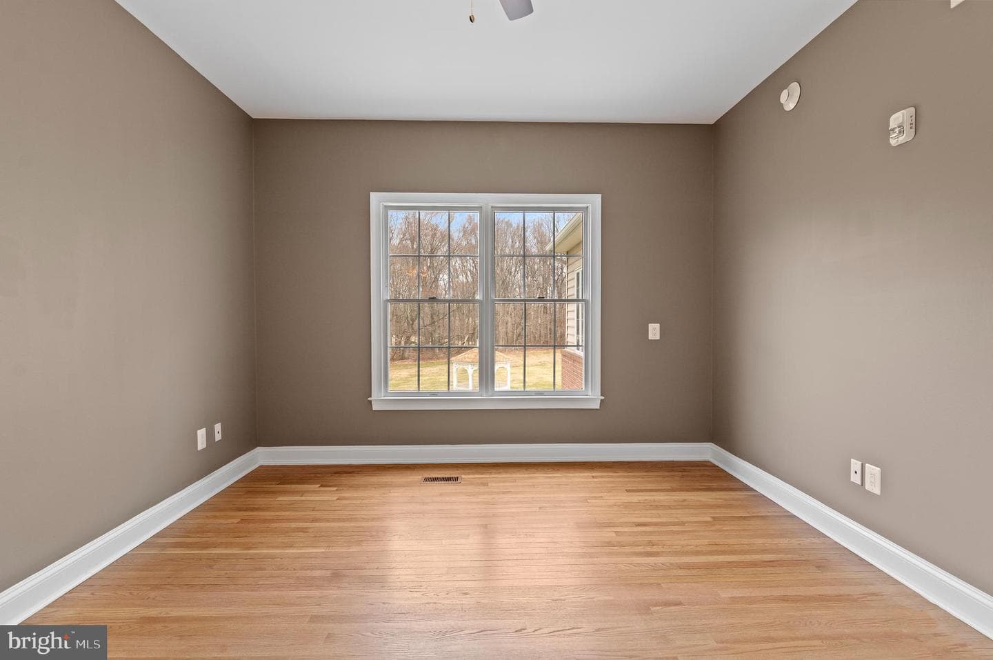 1605 Schucks Road photo 29