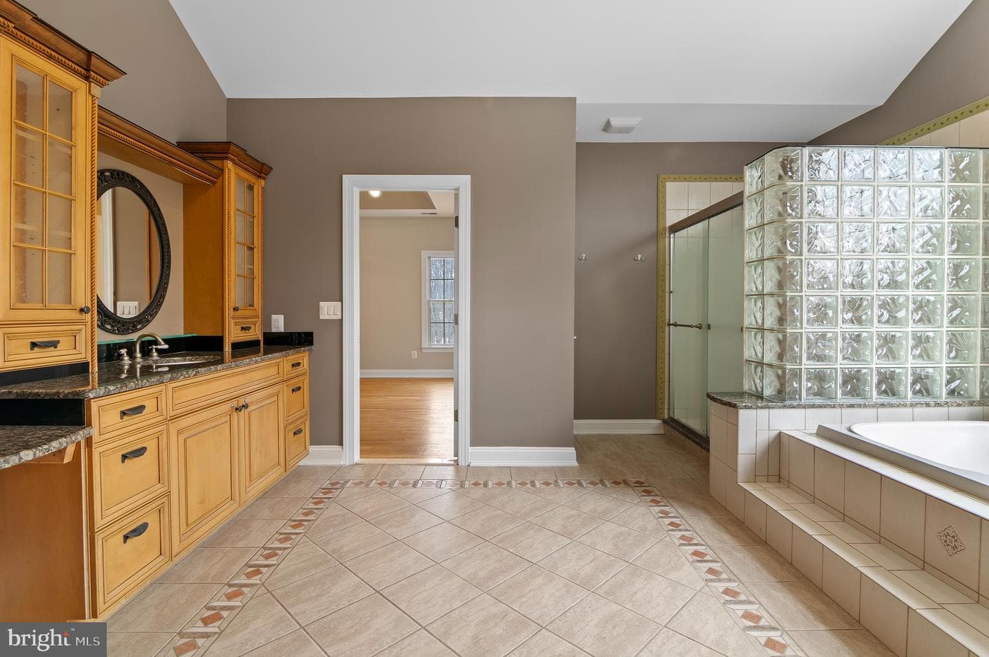 1605 Schucks Road photo 41