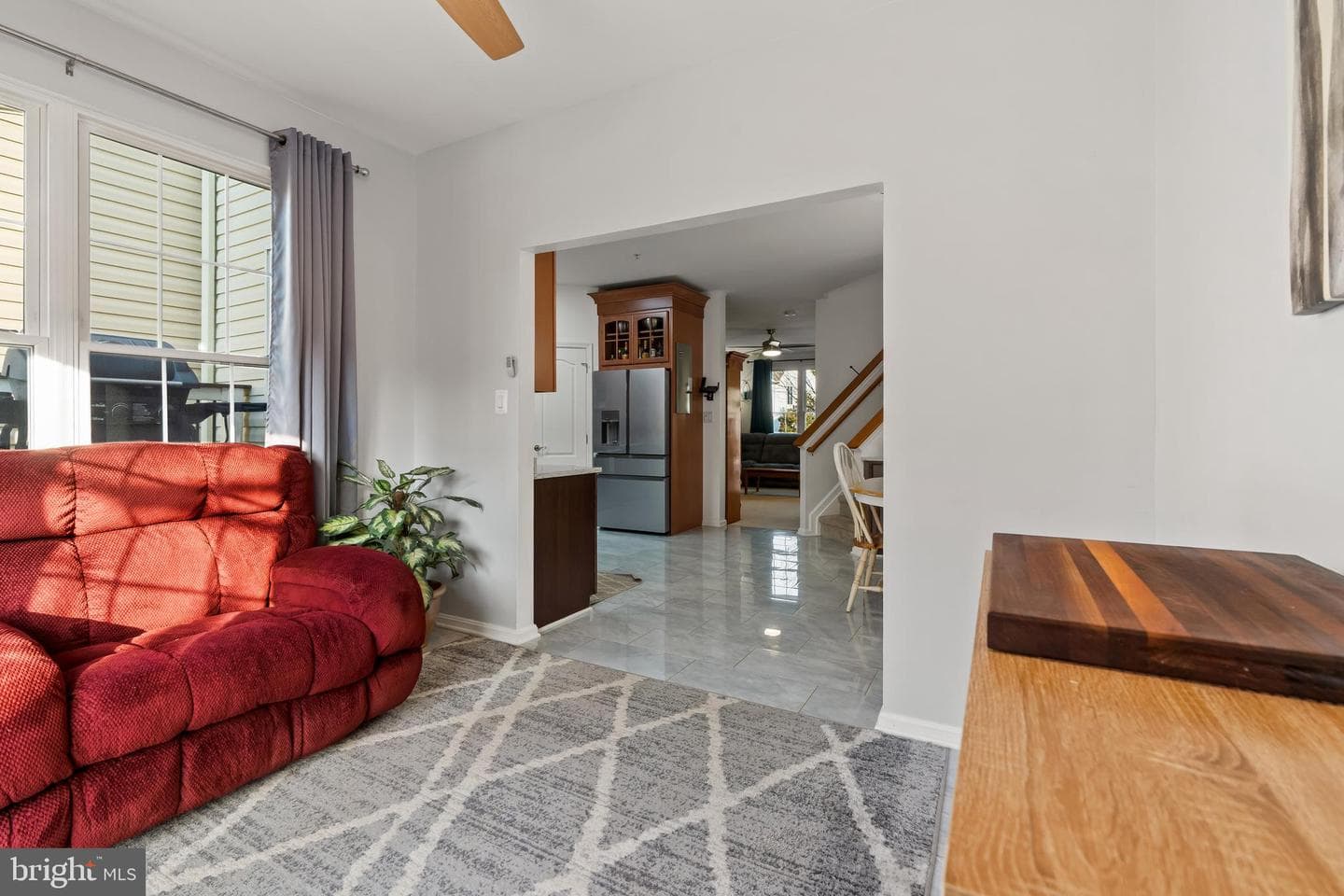 566 Kirkcaldy Way photo 12