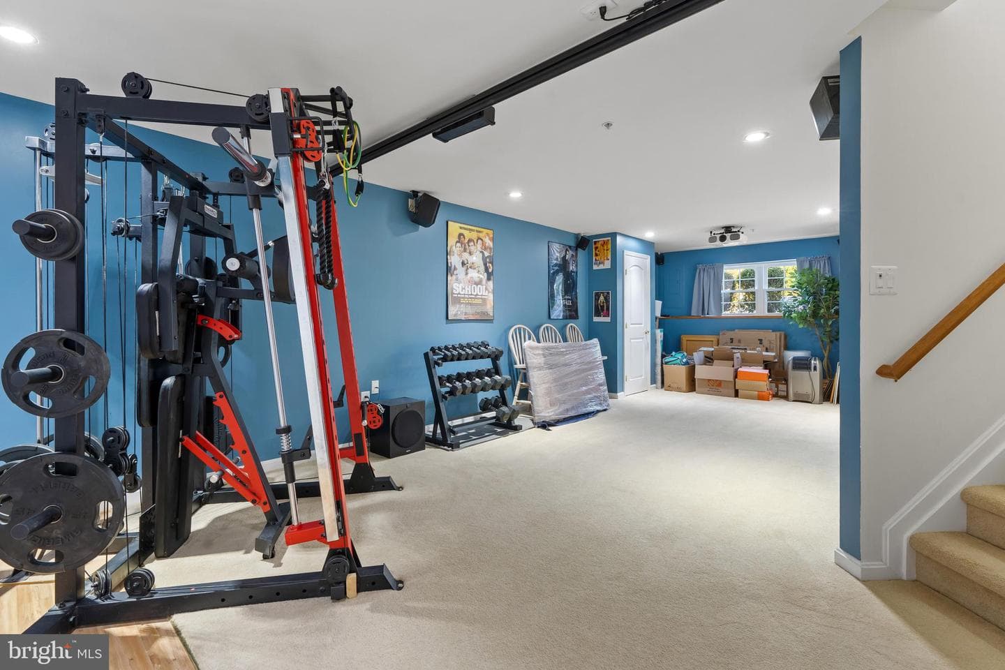 566 Kirkcaldy Way photo 24