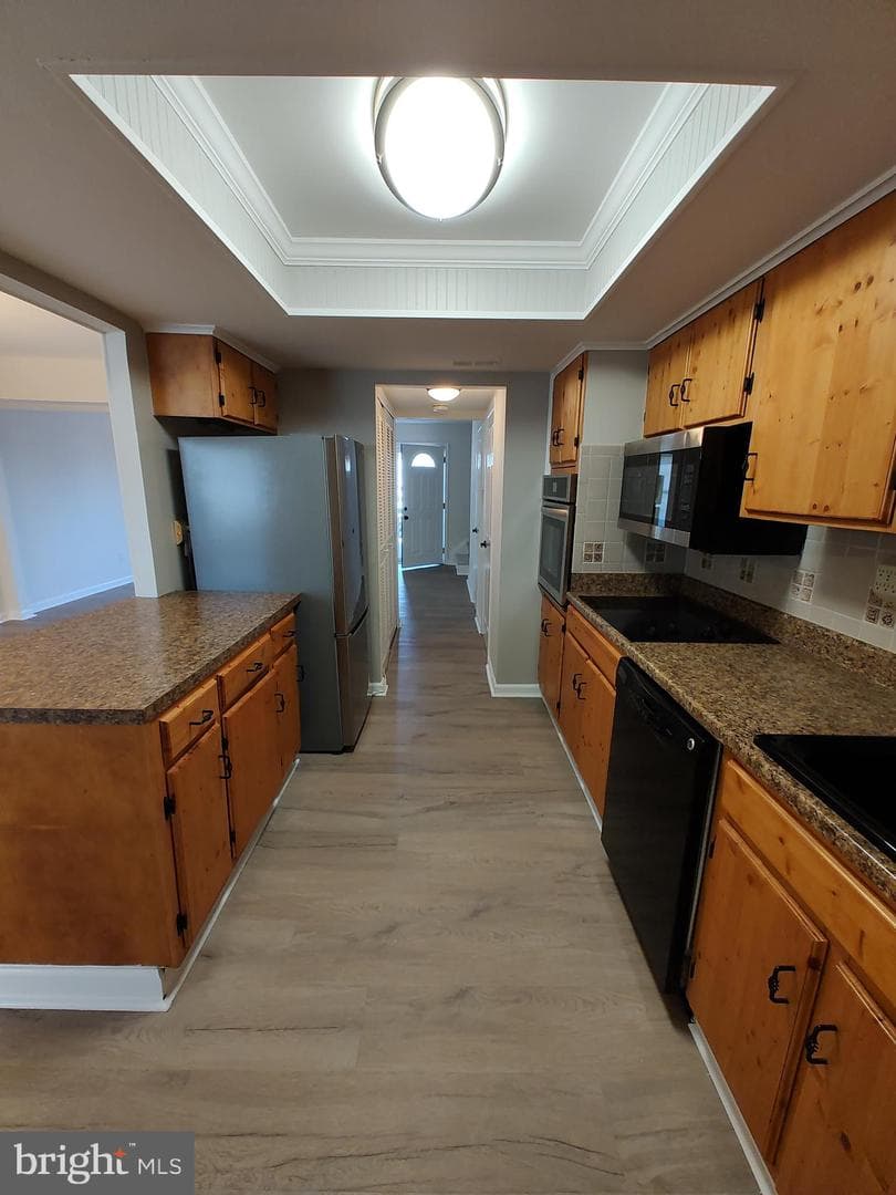 658 Shore Drive photo 11