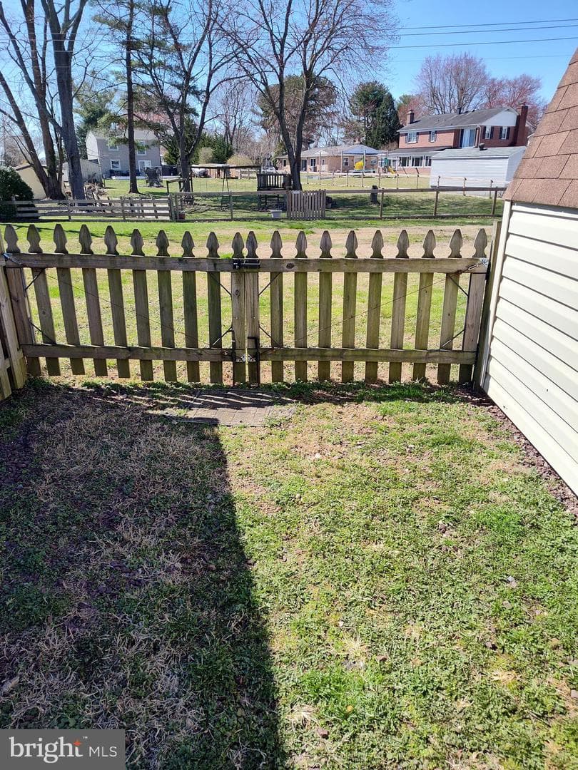 658 Shore Drive photo 33