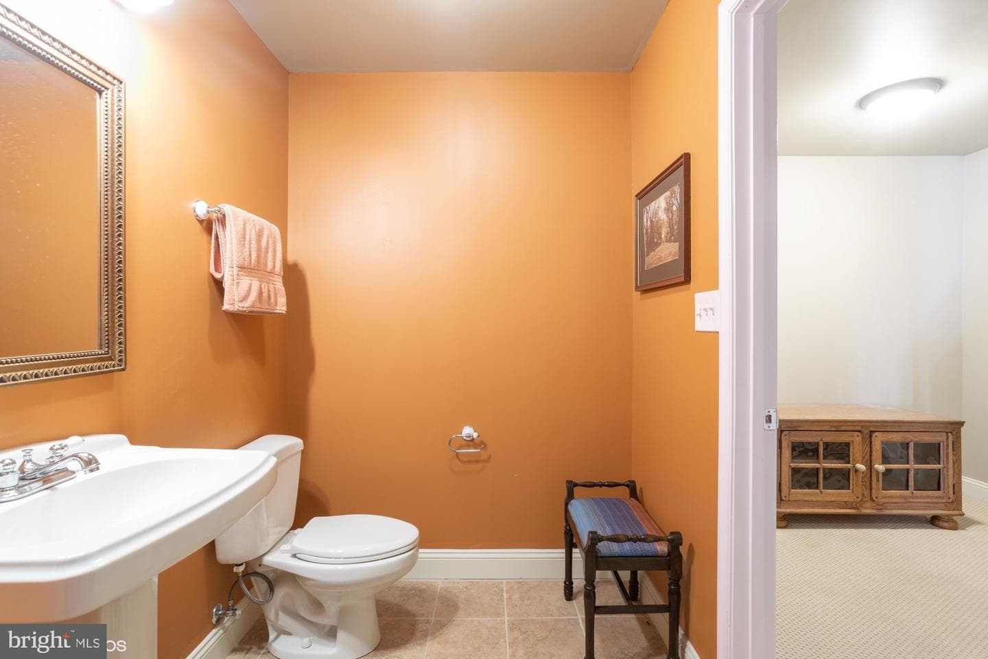 660 Kildonan Court photo 25