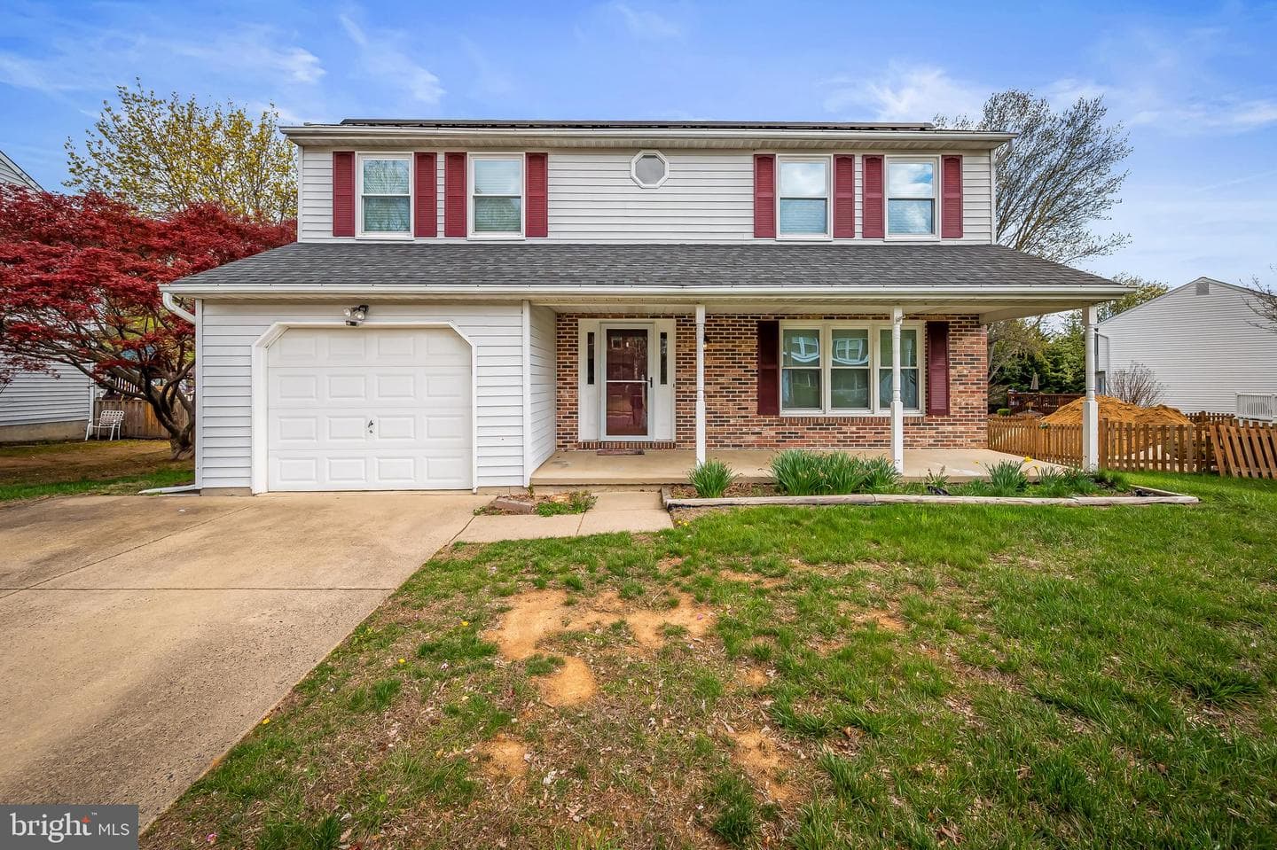 228 Heather Way photo 1