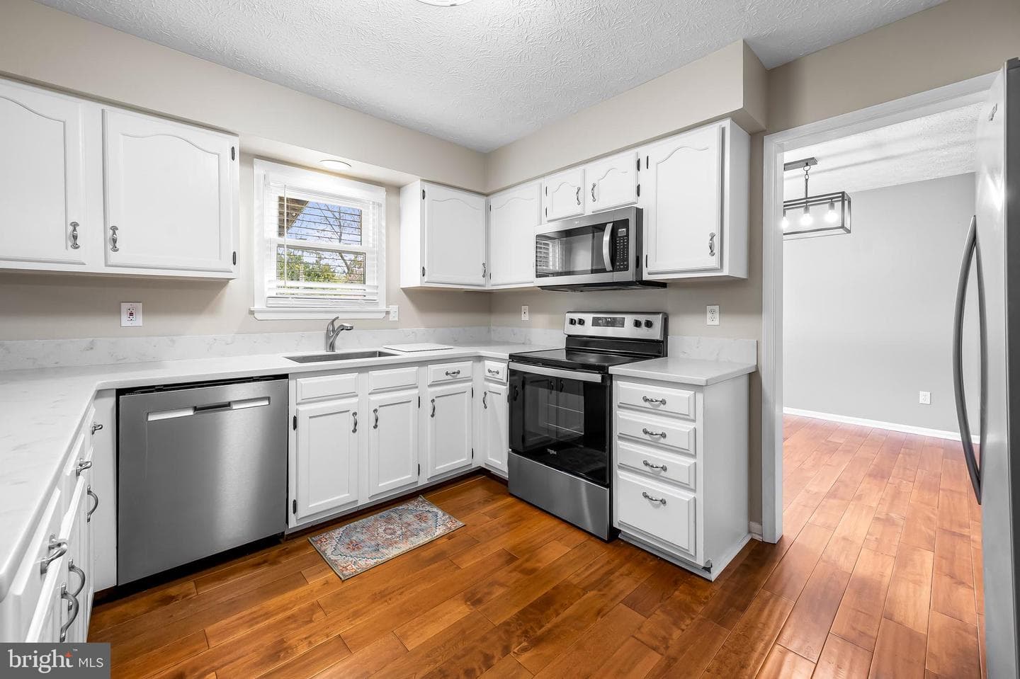228 Heather Way photo 11