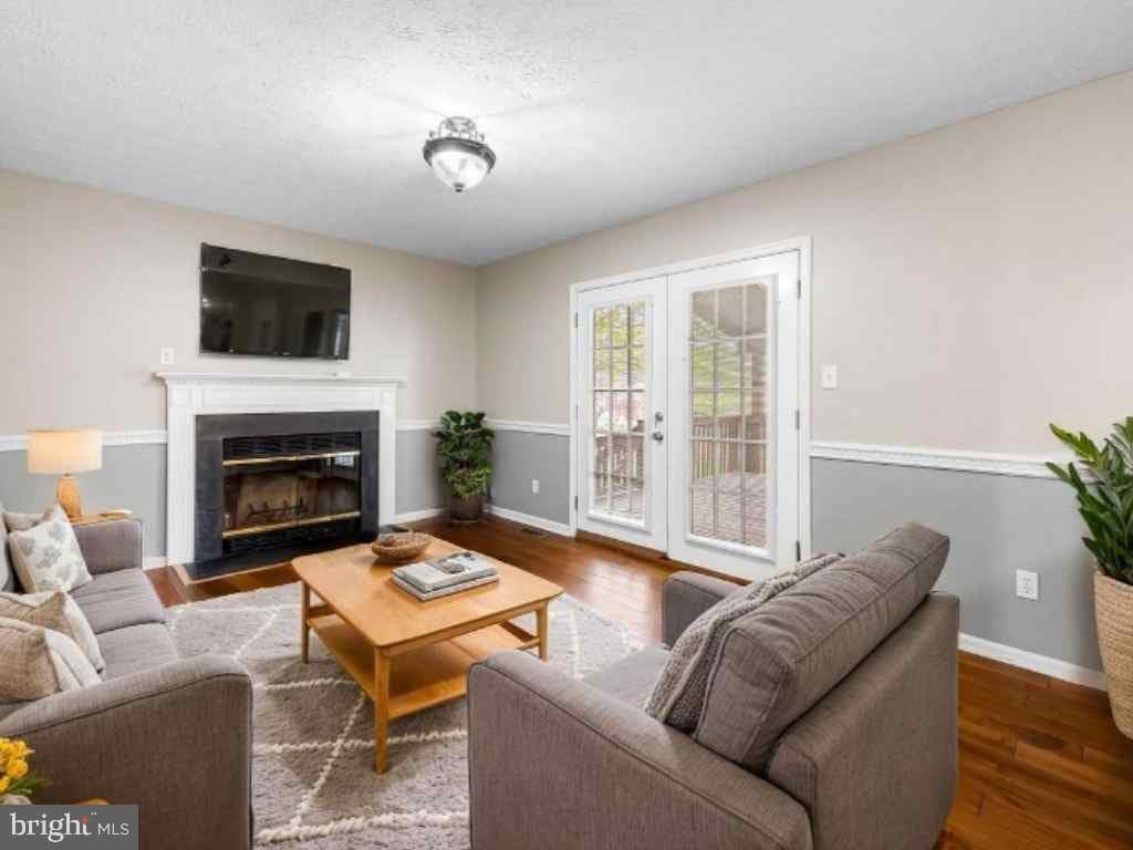 228 Heather Way photo 15