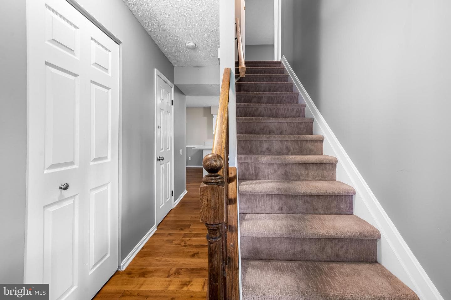228 Heather Way photo 18