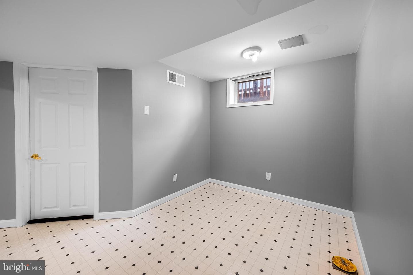 228 Heather Way photo 29
