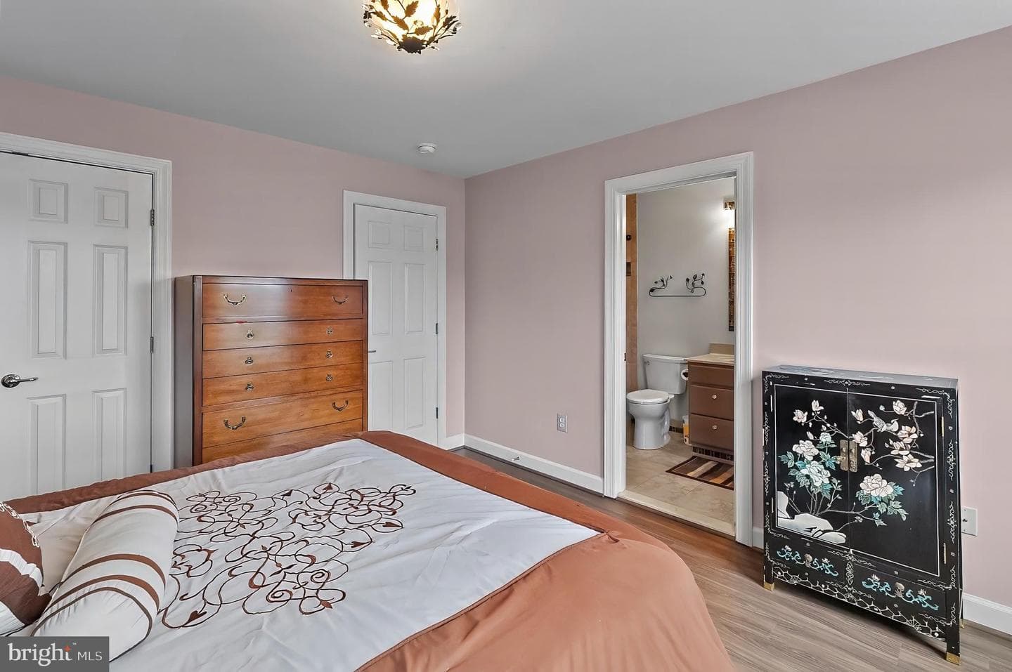 1310 Springvale Drive photo 37