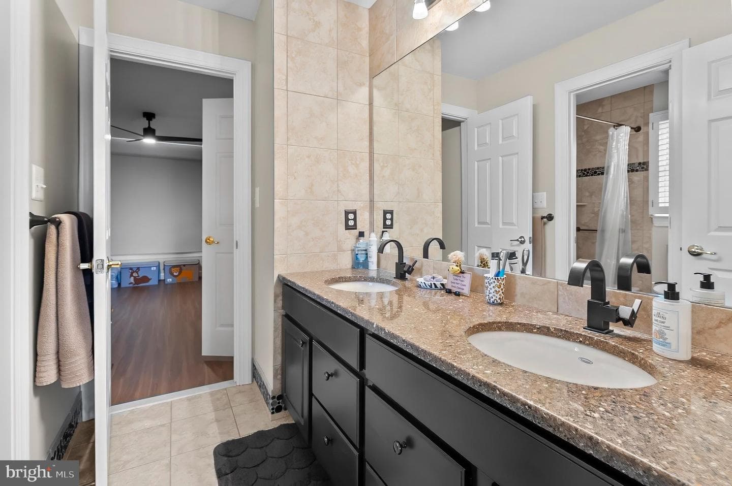 1310 Springvale Drive photo 43