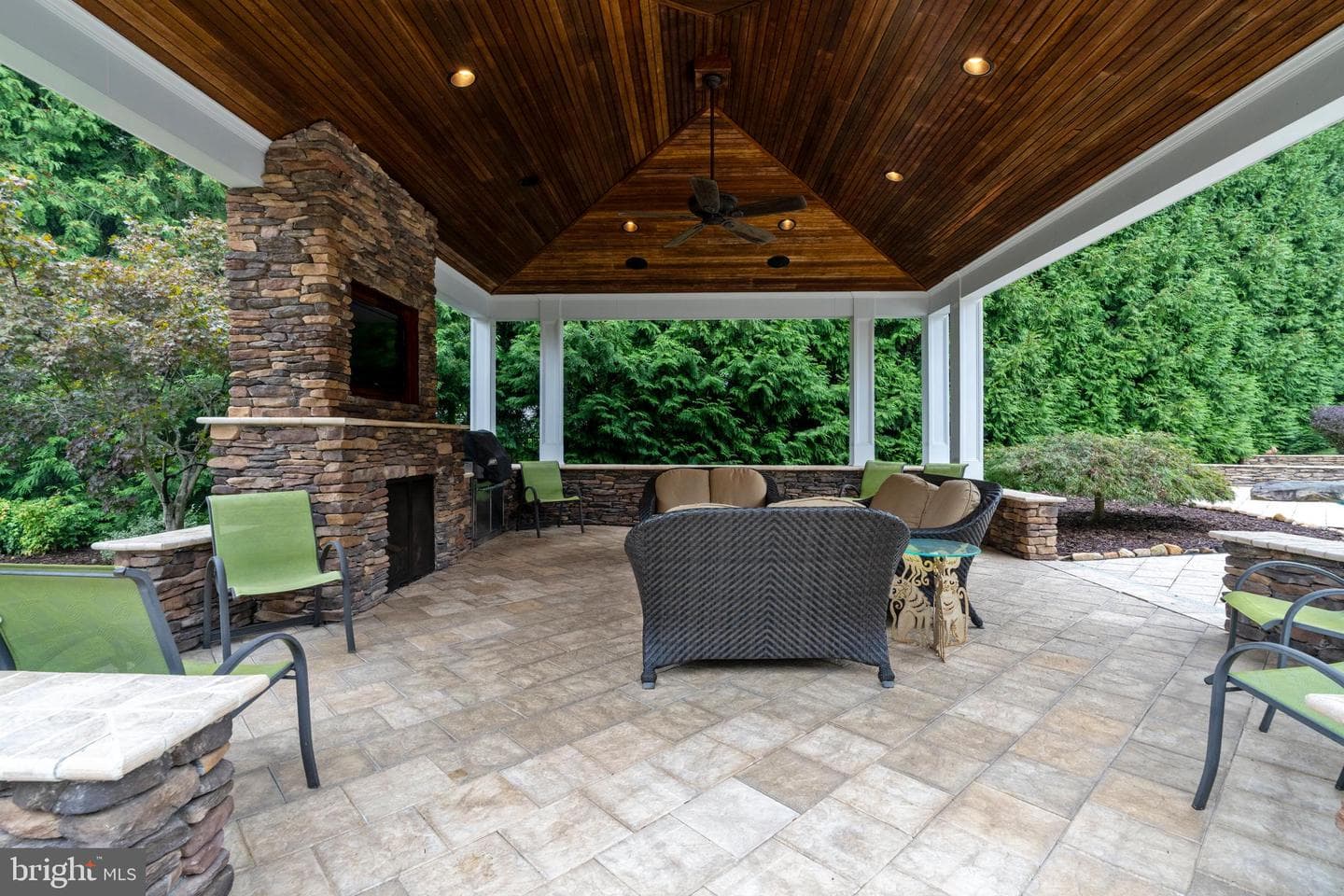1310 Springvale Drive photo 56