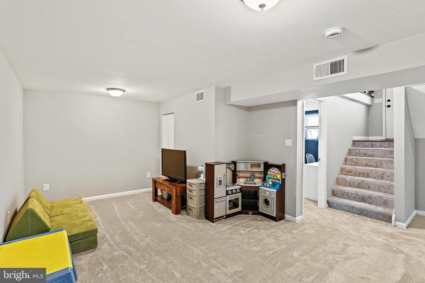 2407 Sycamore Lane photo 25