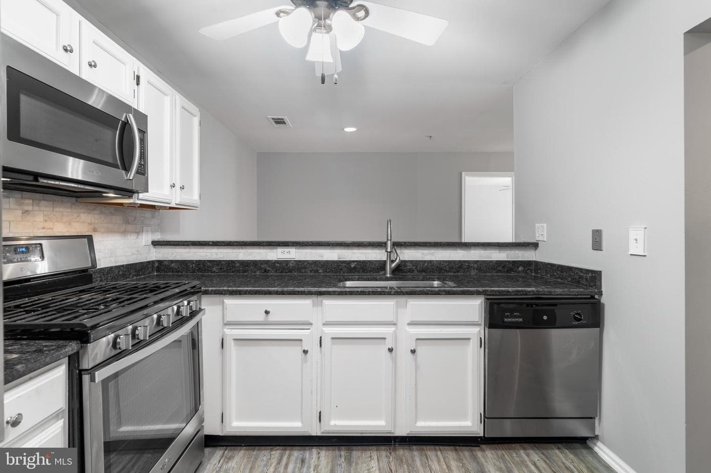 294 Canterbury Road #294-L photo 9