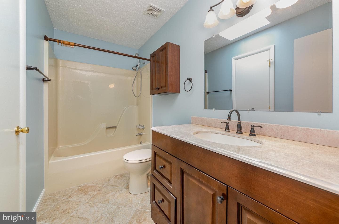 2943 Strathaven Lane photo 11