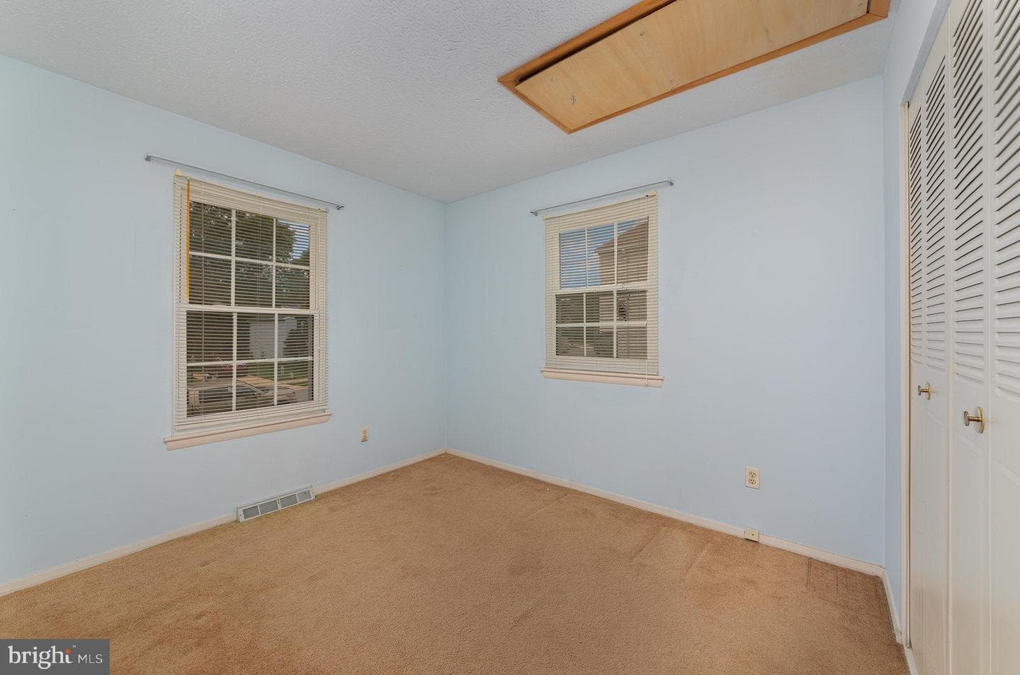 2943 Strathaven Lane photo 12