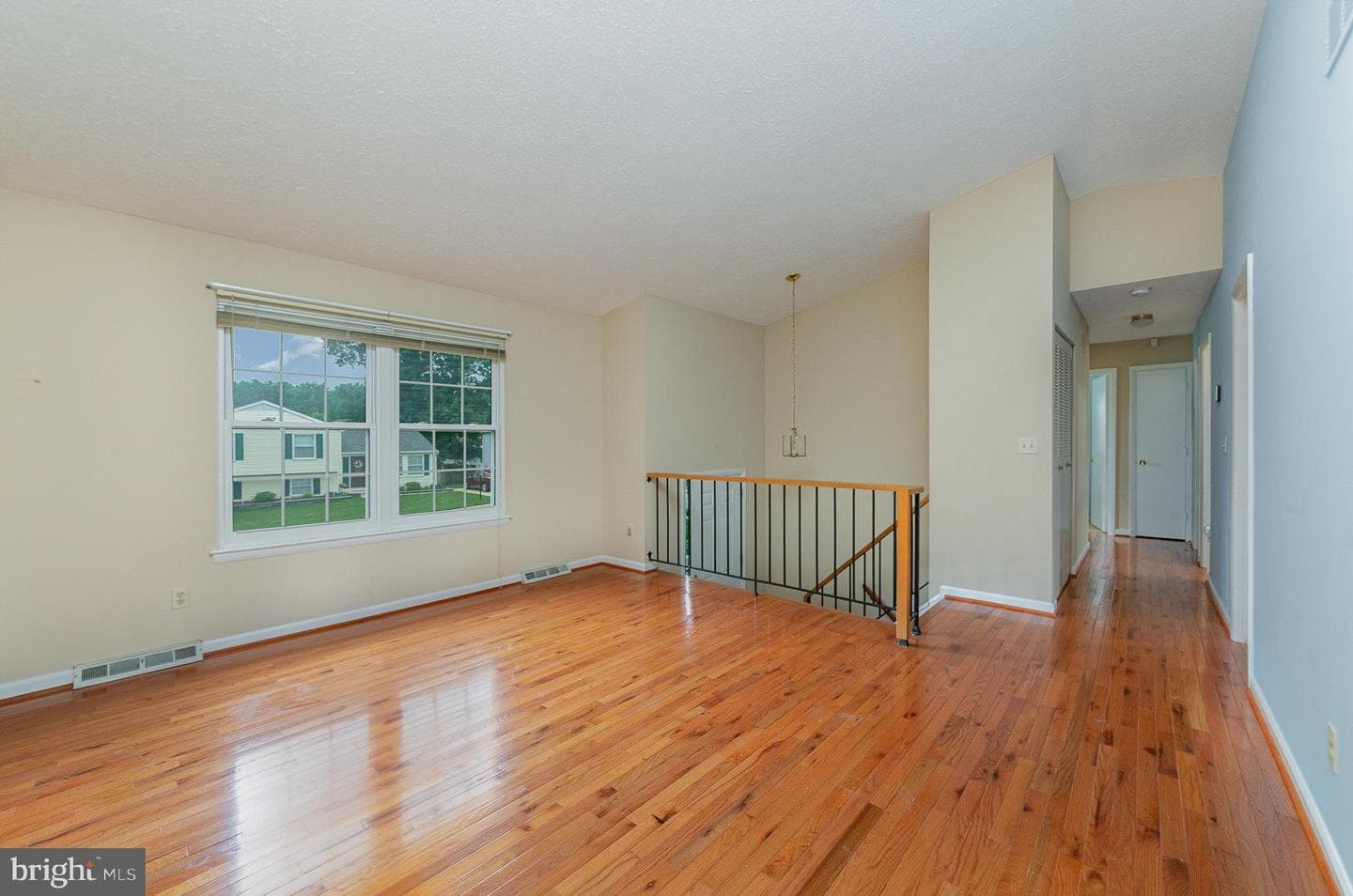2943 Strathaven Lane photo 4