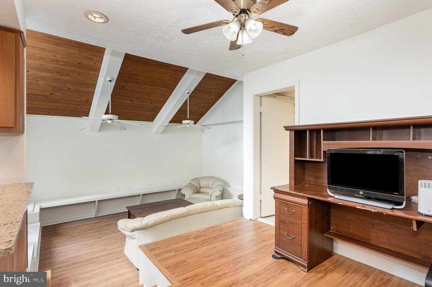 1216 Talbott Square photo 15