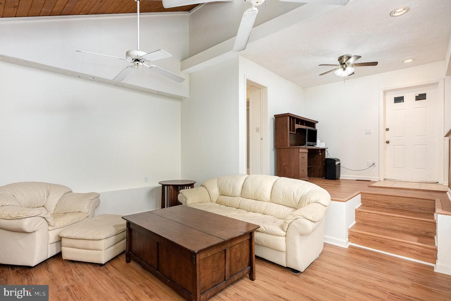 1216 Talbott Square photo 16
