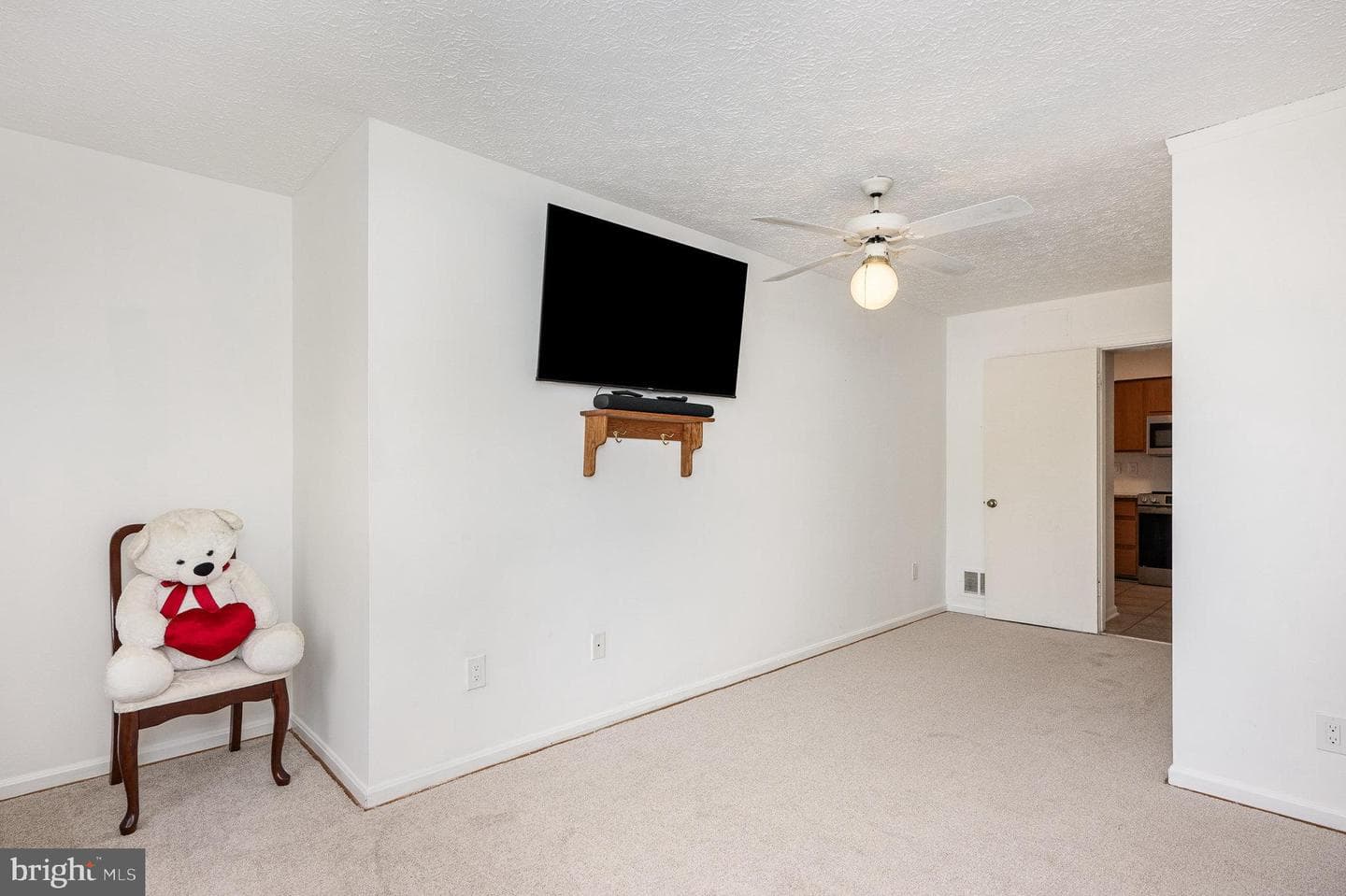 1216 Talbott Square photo 18