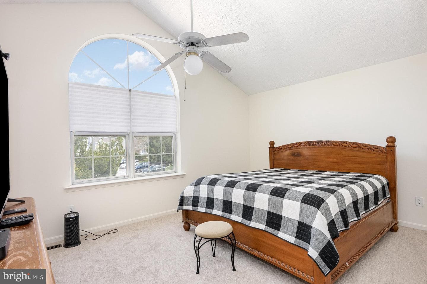 1216 Talbott Square photo 20