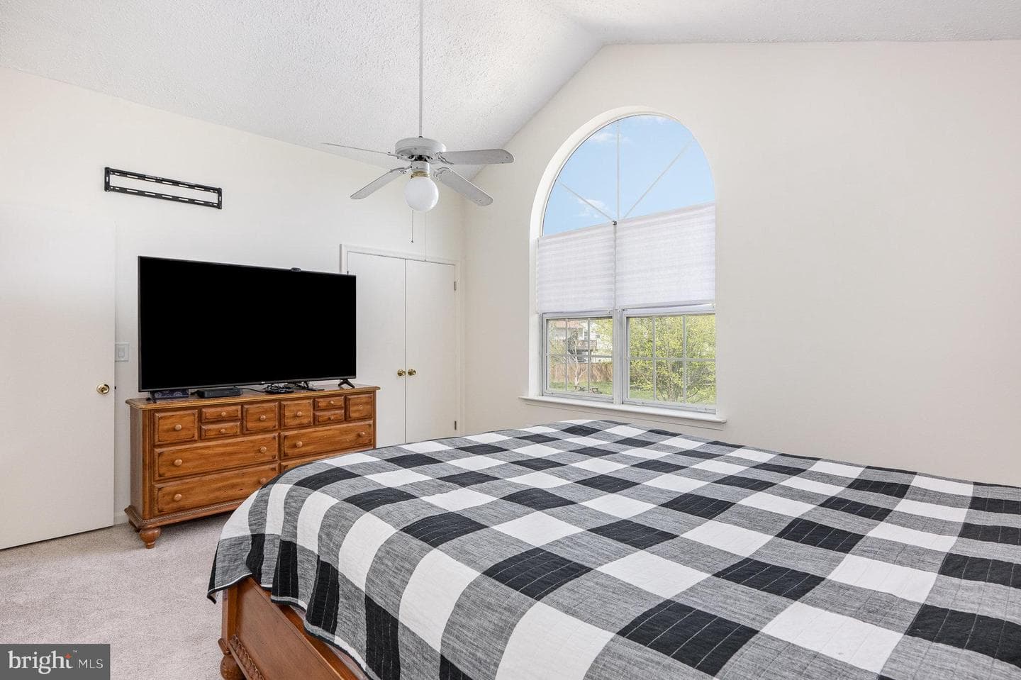 1216 Talbott Square photo 21