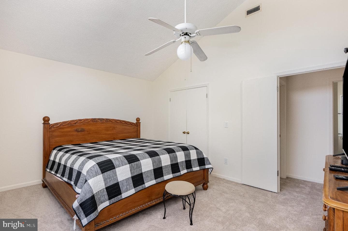 1216 Talbott Square photo 22