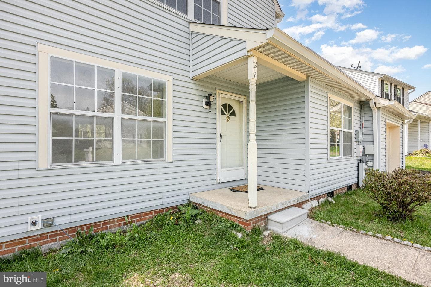 1216 Talbott Square photo 5